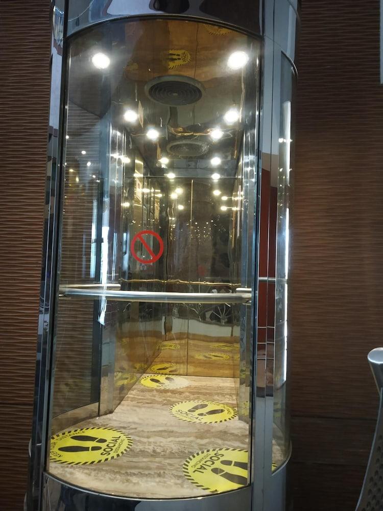 Royal Orchid Central Kireeti Hampi, Hospet Zewnętrze zdjęcie