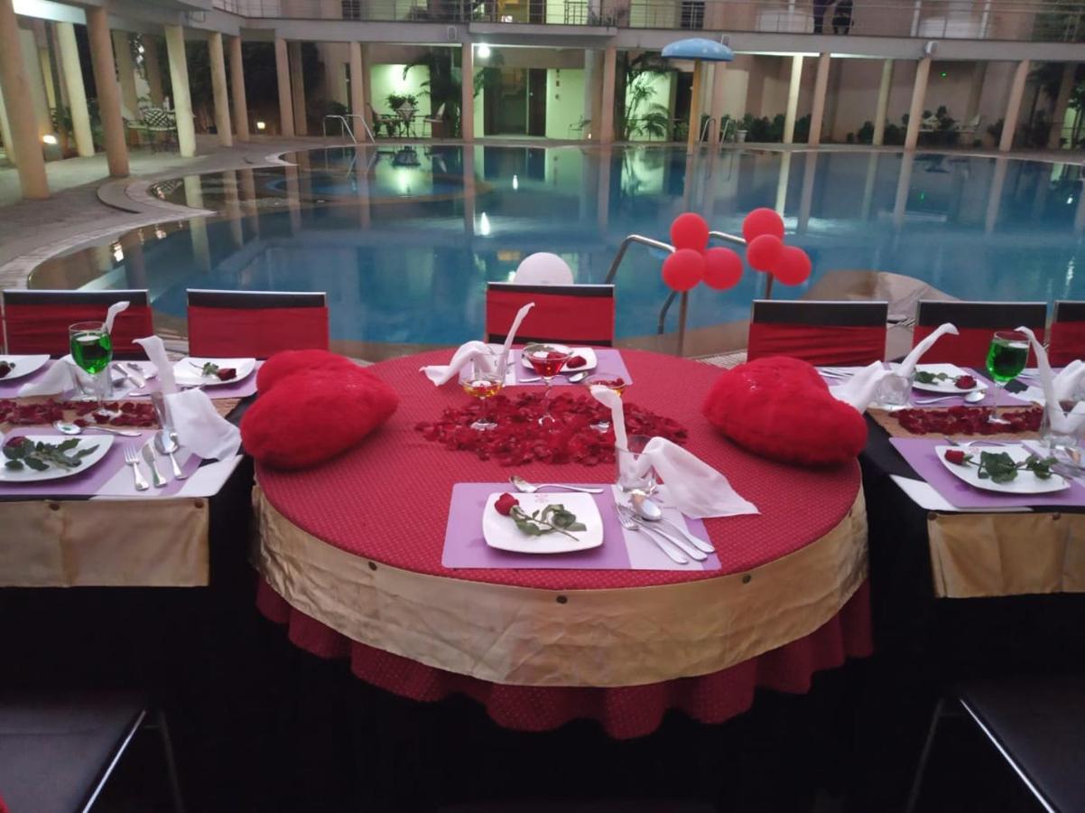 Royal Orchid Central Kireeti Hampi, Hospet Zewnętrze zdjęcie