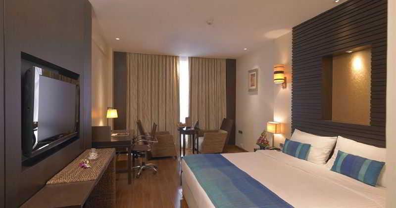 Royal Orchid Central Kireeti Hampi, Hospet Zewnętrze zdjęcie