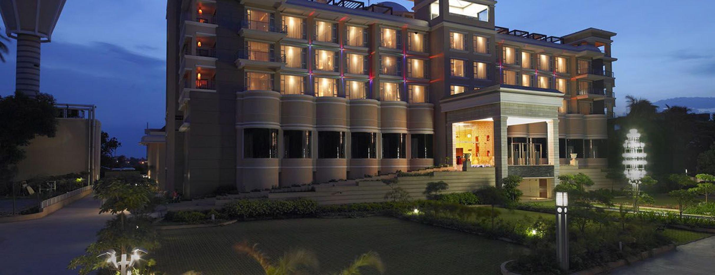 Royal Orchid Central Kireeti Hampi, Hospet Zewnętrze zdjęcie