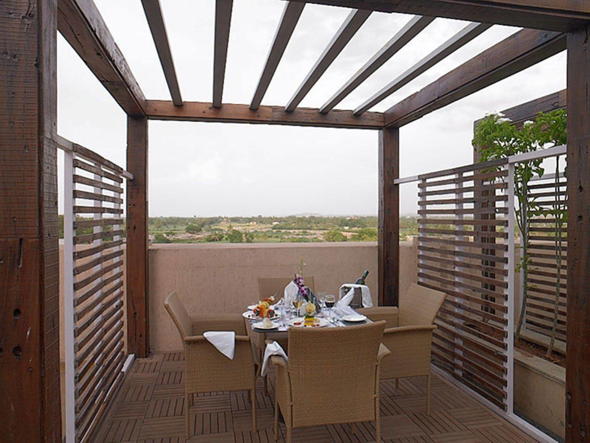 Royal Orchid Central Kireeti Hampi, Hospet Zewnętrze zdjęcie