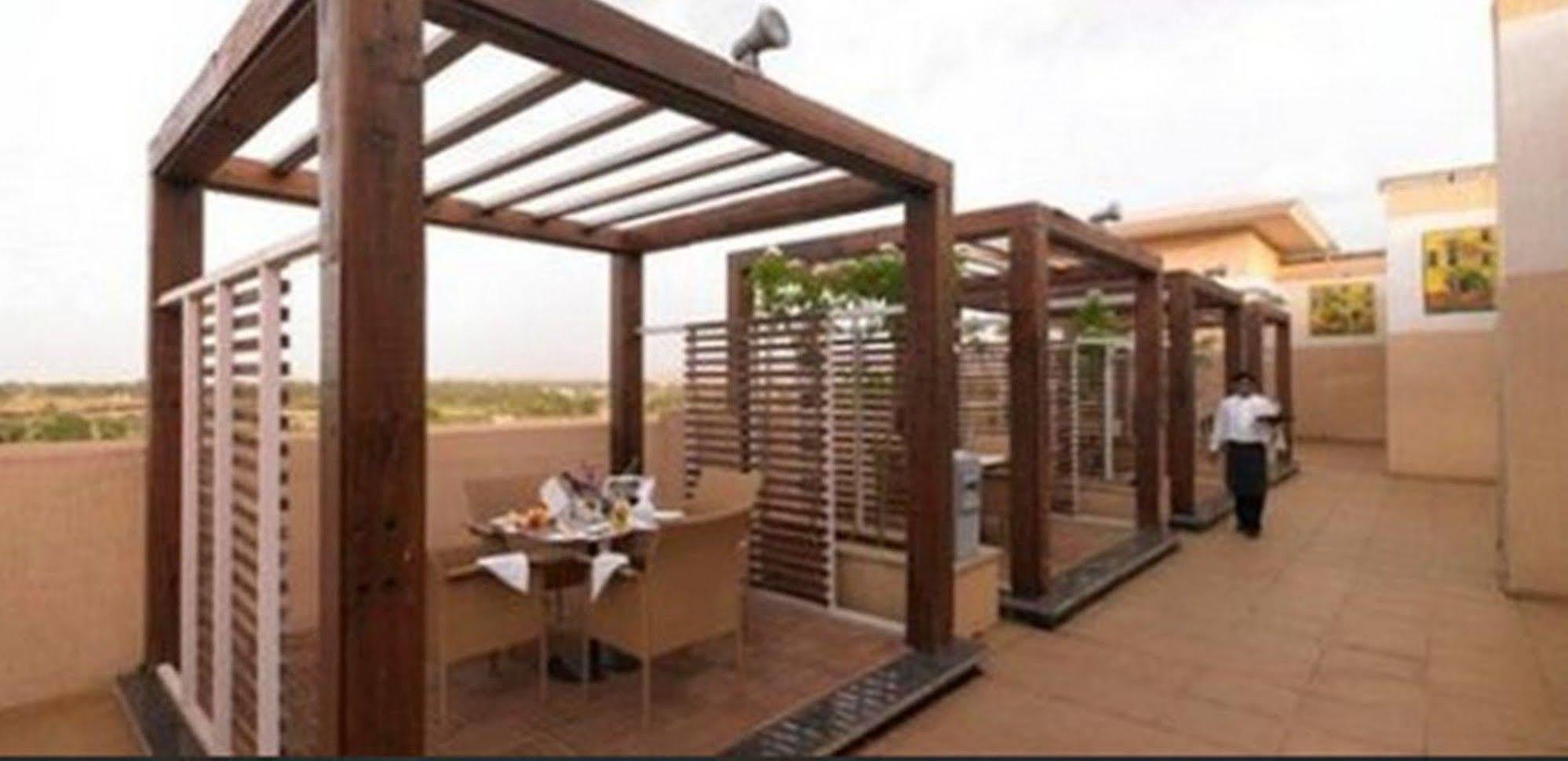 Royal Orchid Central Kireeti Hampi, Hospet Zewnętrze zdjęcie